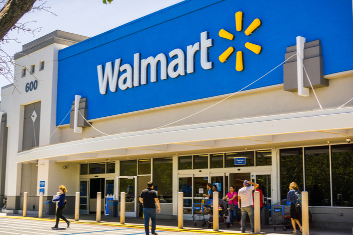 Walmart cuts jobs