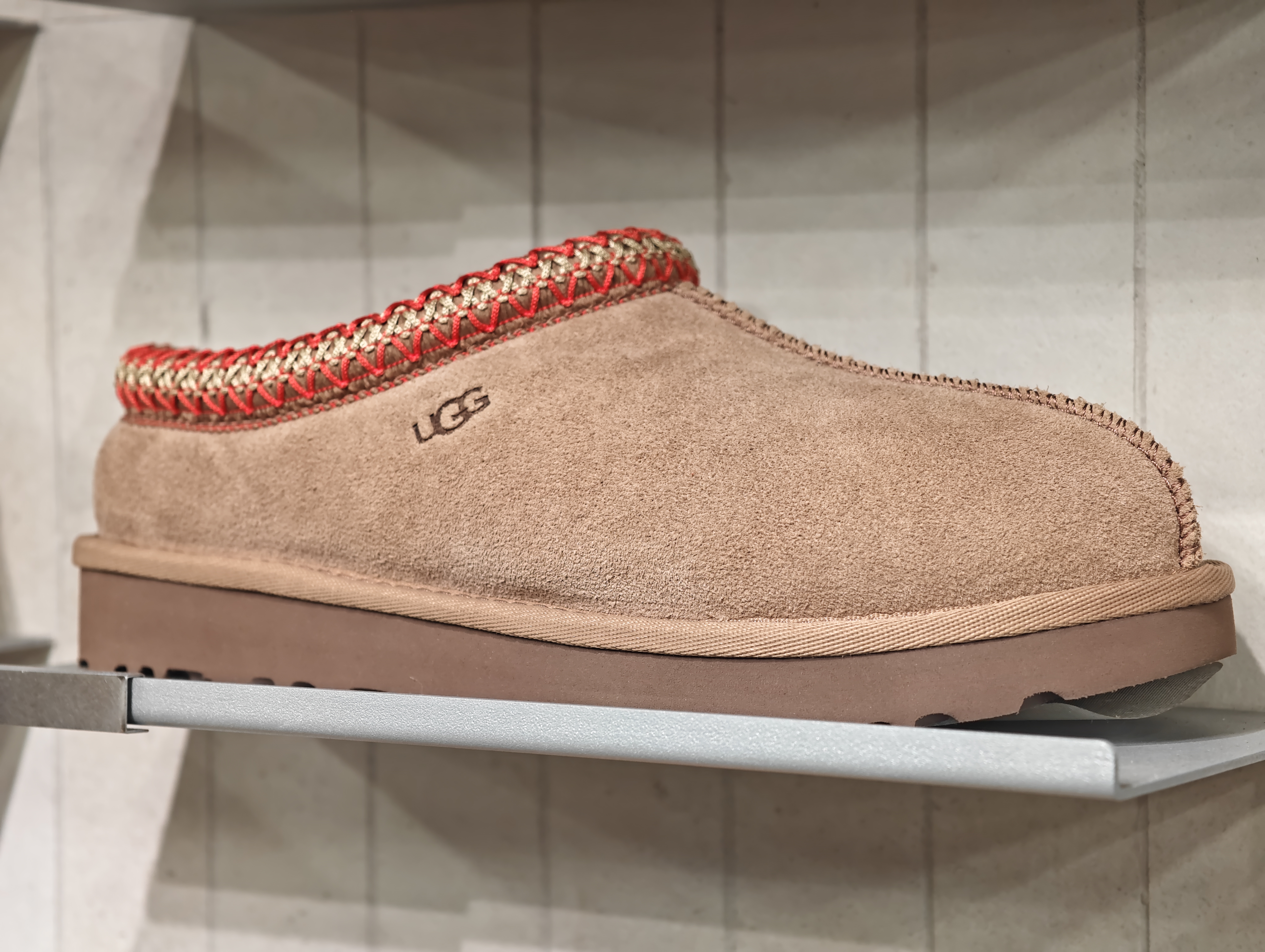 Ugg